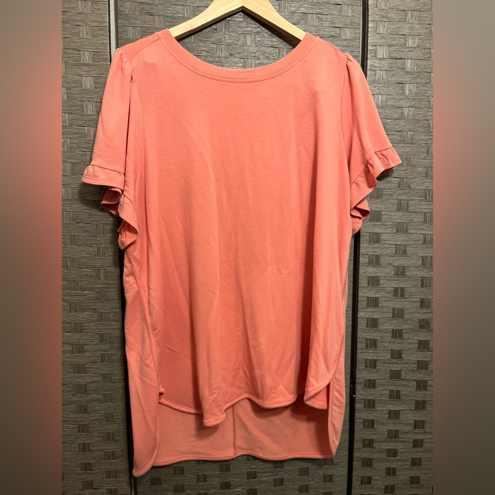 Woman’s Coral/ Peach Cupid Short Sleeve Tee Size 2X